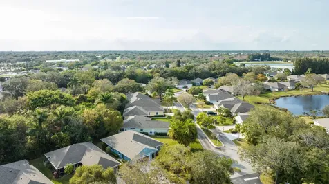 361 Garden Grove Parkway Vero Beach FL 32962