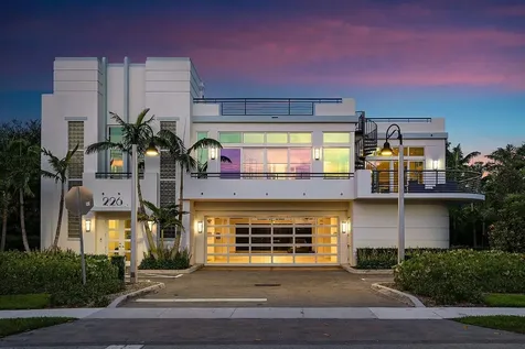 226 Palm Court Delray Beach FL 33444