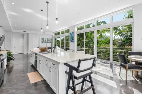 226 Palm Court Delray Beach FL 33444