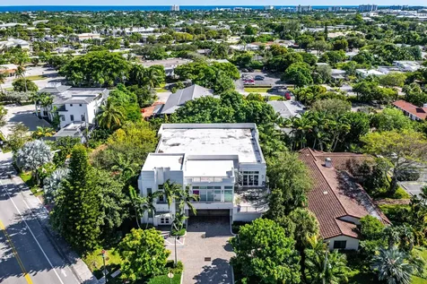 226 Palm Court Delray Beach FL 33444