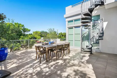 226 Palm Court Delray Beach FL 33444