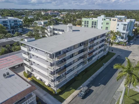 1 S Lakeside Drive Lake Worth Beach FL 33460