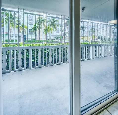 1 S Lakeside Drive Lake Worth Beach FL 33460