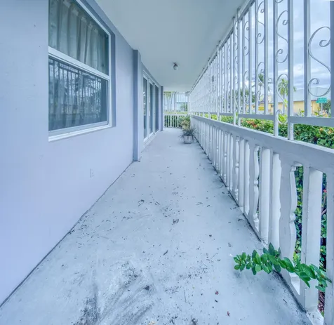 1 S Lakeside Drive Lake Worth Beach FL 33460