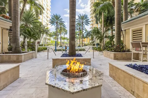 700 E Boynton Beach Boulevard Boynton Beach FL 33435