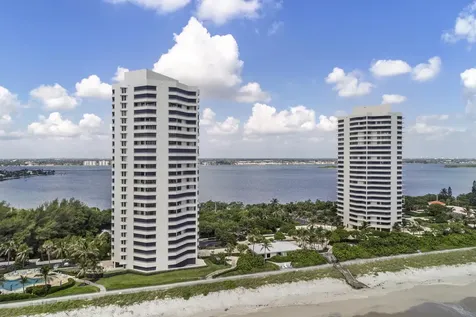 5070 N Ocean Drive Singer Island FL 33404