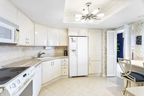 5070 N Ocean Drive Singer Island FL 33404