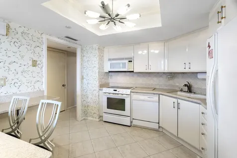 5070 N Ocean Drive Singer Island FL 33404