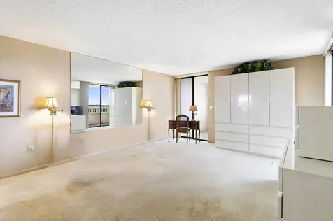 5070 N Ocean Drive Singer Island FL 33404