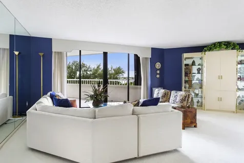 5070 N Ocean Drive Singer Island FL 33404