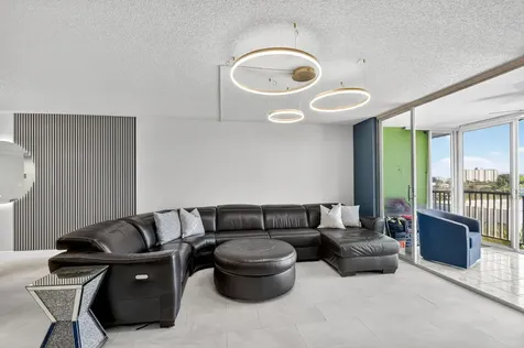 931 Gardenia Drive Delray Beach FL 33483