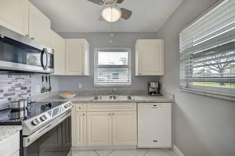 227 Cardinal Lane Delray Beach FL 33445