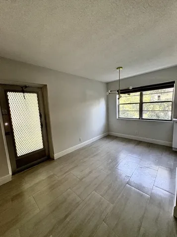 244 Sheffield J West Palm Beach FL 33417