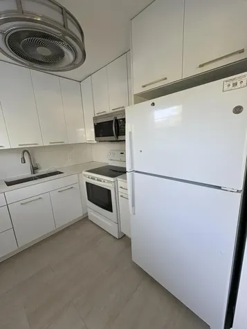 244 Sheffield J West Palm Beach FL 33417
