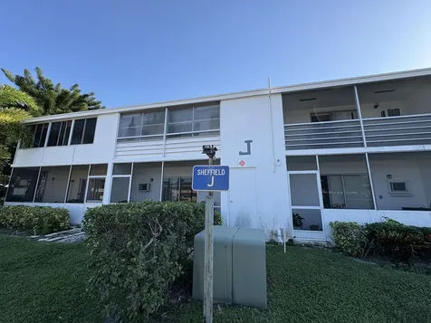 244 Sheffield J West Palm Beach FL 33417
