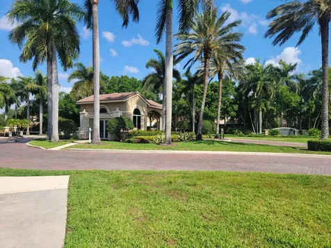 6585 Lurais Drive Lake Worth FL 33463