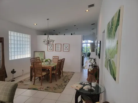 6585 Lurais Drive Lake Worth FL 33463
