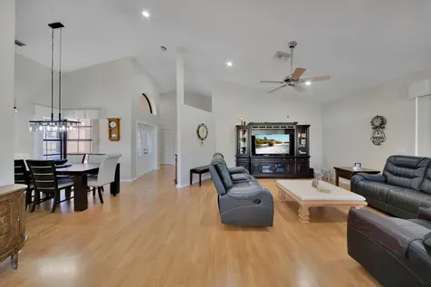 19261 Cherry Hills Terrace Boca Raton FL 33498