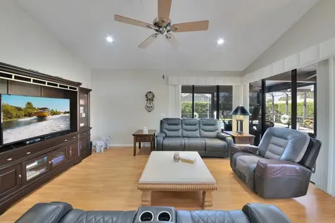 19261 Cherry Hills Terrace Boca Raton FL 33498