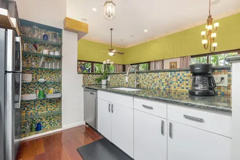 1412 Lake Avenue West Palm Beach FL 33401