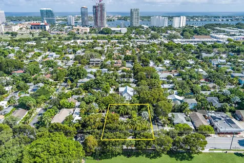 1412 Lake Avenue West Palm Beach FL 33401
