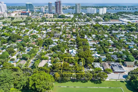 1412 Lake Avenue West Palm Beach FL 33401