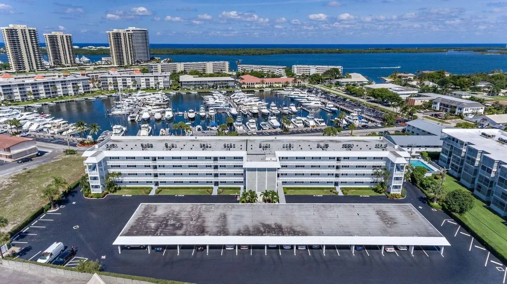 907 Marina Drive North Palm Beach FL 33408