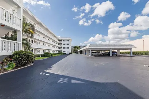907 Marina Drive North Palm Beach FL 33408