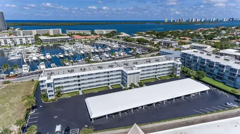907 Marina Drive North Palm Beach FL 33408