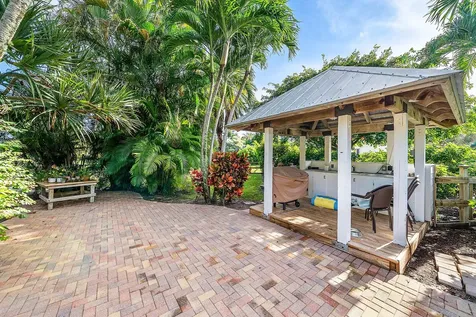 8260 Native Dancer Road Palm Beach Gardens FL 33418