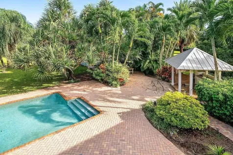 8260 Native Dancer Road Palm Beach Gardens FL 33418