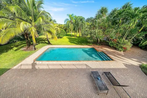 8260 Native Dancer Road Palm Beach Gardens FL 33418
