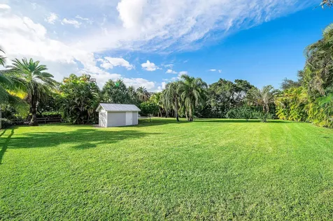 8260 Native Dancer Road Palm Beach Gardens FL 33418