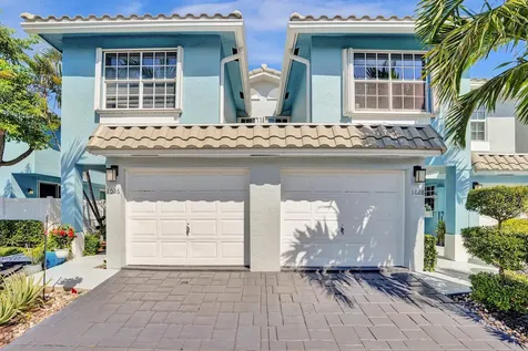 1028 Jeffery Street Boca Raton FL 33487