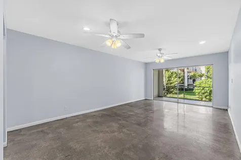 200 Waterway Drive Lantana FL 33462