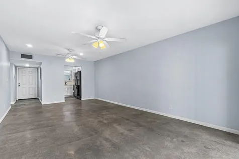 200 Waterway Drive Lantana FL 33462