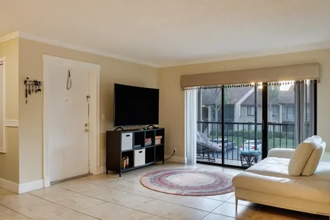 715 Sunny Pine Way Greenacres FL 33415