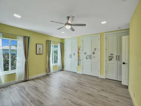 3821 Ne 29th Avenue Lighthouse Point FL 33064