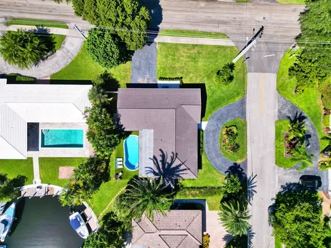 3821 Ne 29th Avenue Lighthouse Point FL 33064