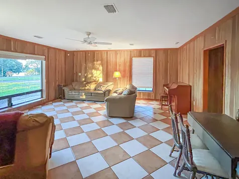 2531 River Road Moore Haven FL 33471