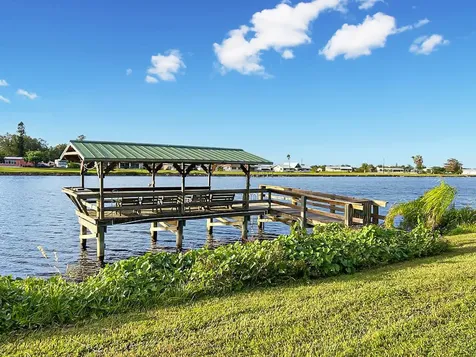 2531 River Road Moore Haven FL 33471