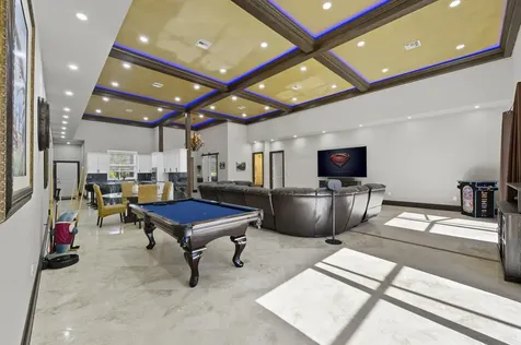 8350 Whispering Oak Way West Palm Beach FL 33411
