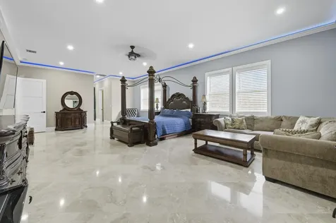 8350 Whispering Oak Way West Palm Beach FL 33411