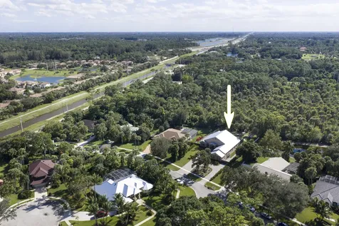 8350 Whispering Oak Way West Palm Beach FL 33411
