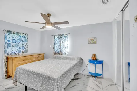 2512 S 13th Street Fort Pierce FL 34982
