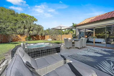 2596 La Cristal Circle Palm Beach Gardens FL 33410