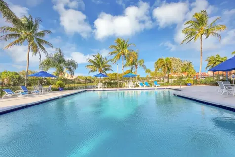2596 La Cristal Circle Palm Beach Gardens FL 33410