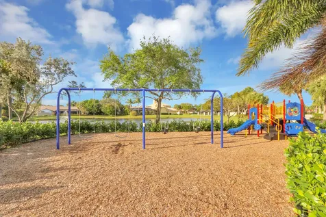 2596 La Cristal Circle Palm Beach Gardens FL 33410