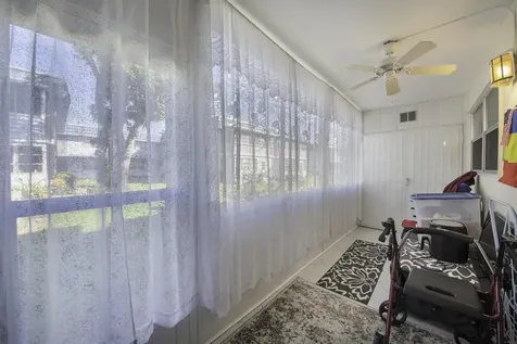 308 Brittany G Delray Beach FL 33446