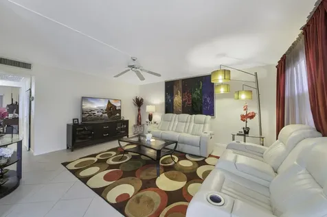 308 Brittany G Delray Beach FL 33446